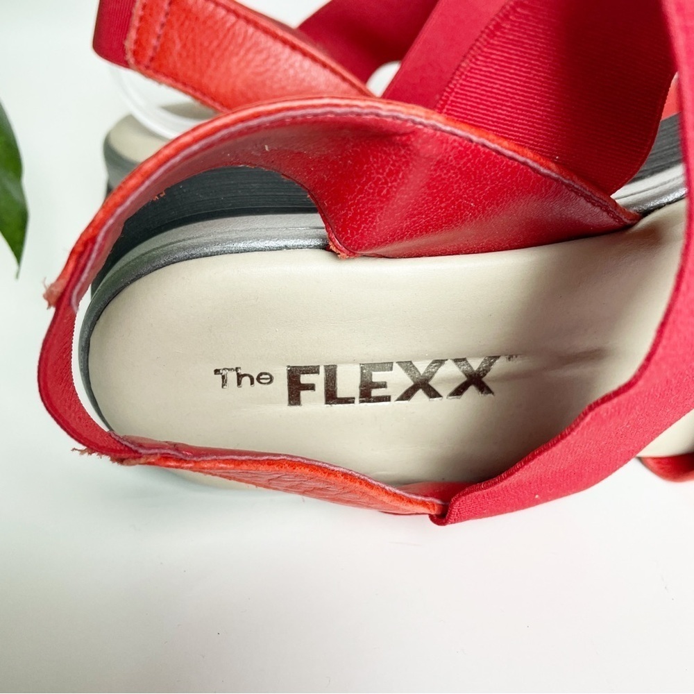 The Flexx Red Leather Two Band Wedge Sandal 5.5 - Picture 10 of 12